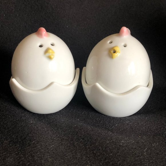 Cute Chicks Salt & Pepper Set - Picture 2 of 7
